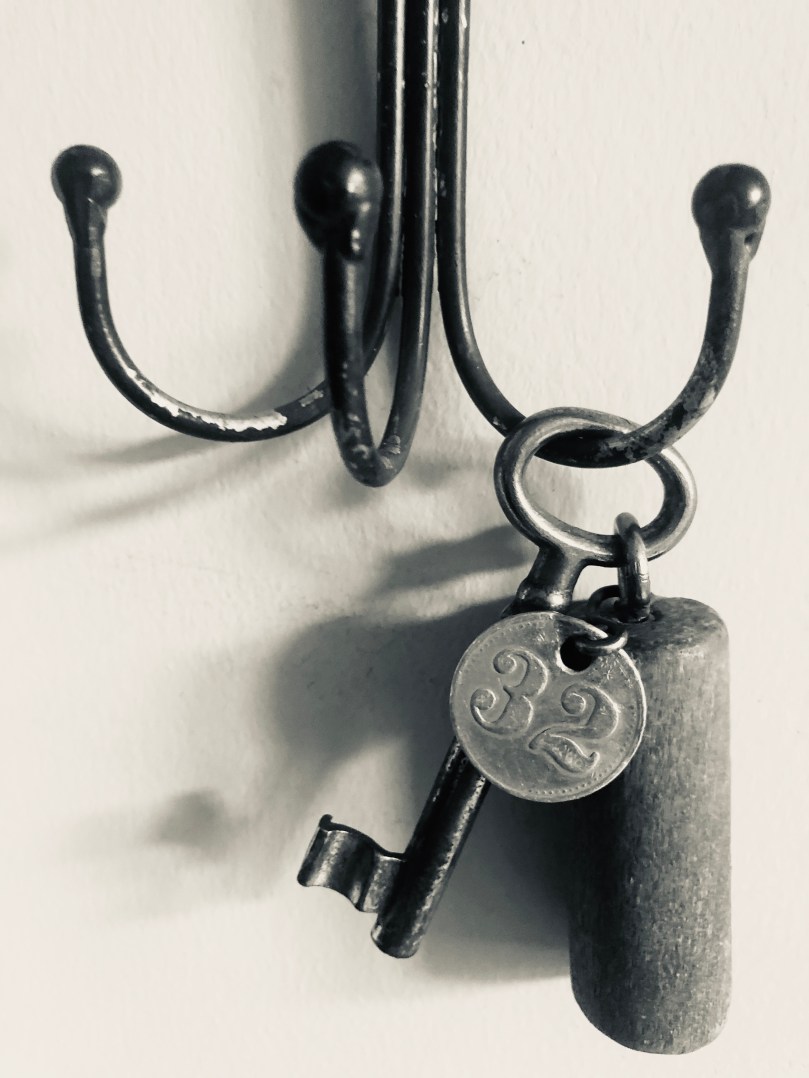 69B098B3-2E67-4CC9-A114-1DF56F445D69